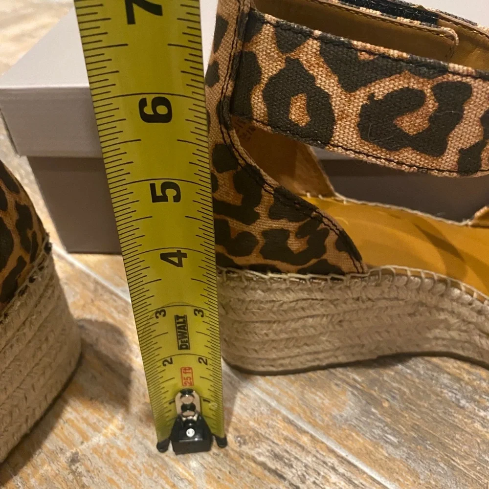 NIB- FRANCO SARTO Carlotta,Camel platforms!